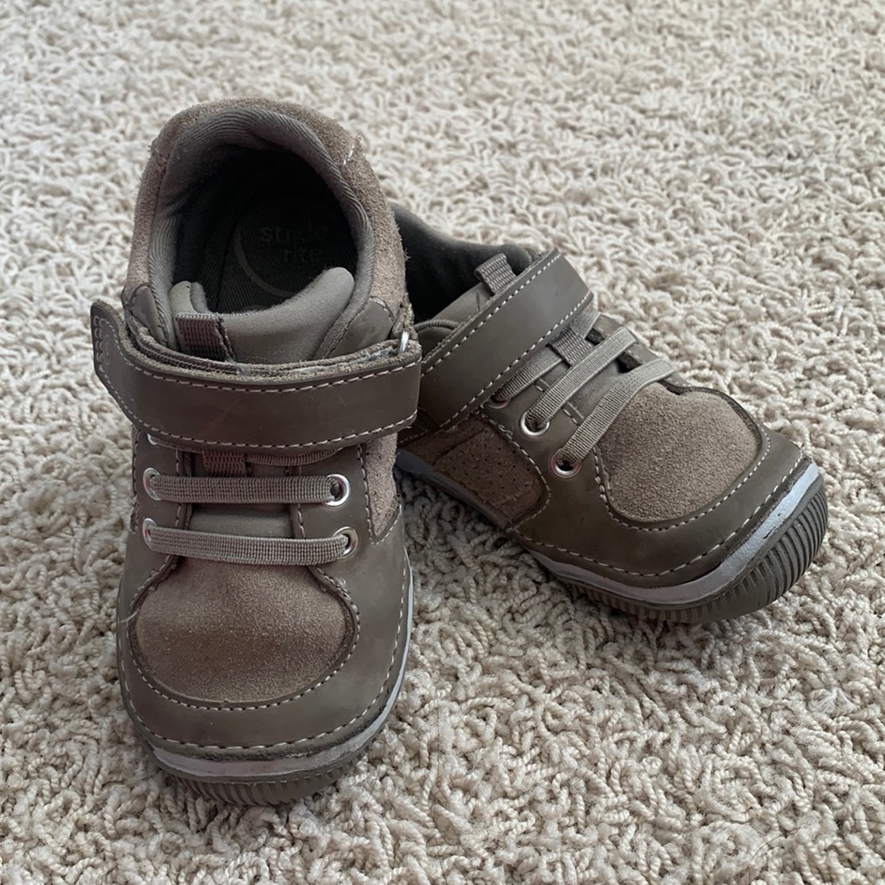 Stride Rite barely worn little sneakers!